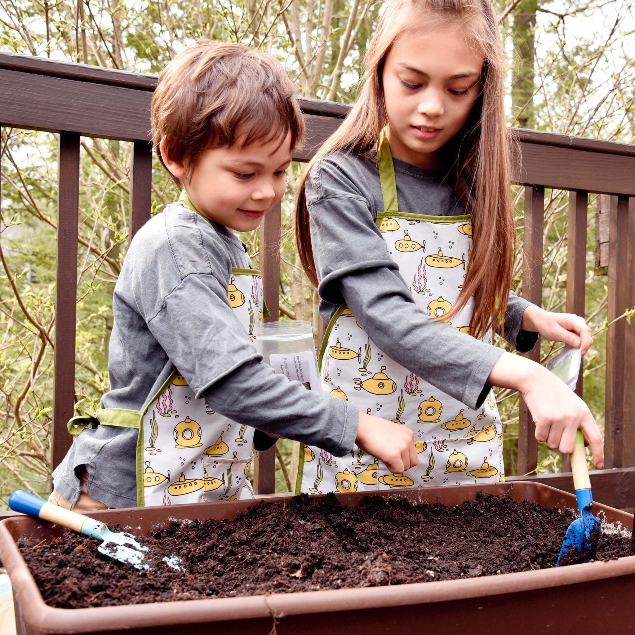 Urban Infant Little Helper Kids Apron - Children's Cooking Art Gardening - Toddler Boys and Girls - Submarines